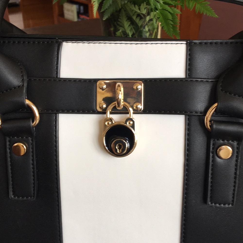 Fashion Bag - Picture 2 of 5